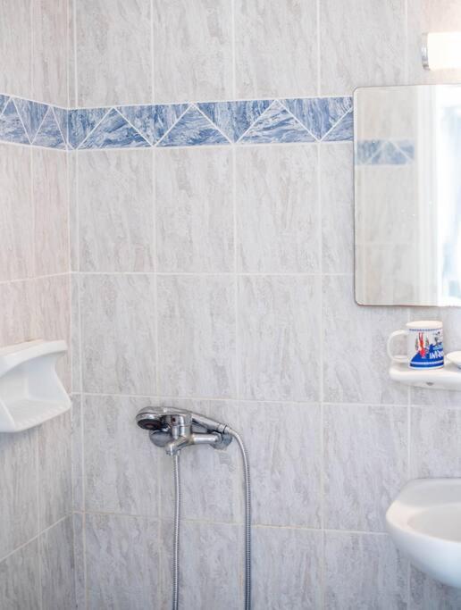 White Wave Studio 1 , 3Min Walk From Kamari Beach المظهر الخارجي الصورة
