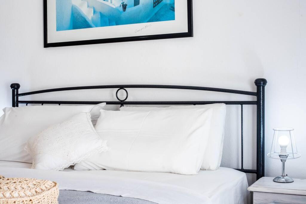 White Wave Studio 1 , 3Min Walk From Kamari Beach المظهر الخارجي الصورة